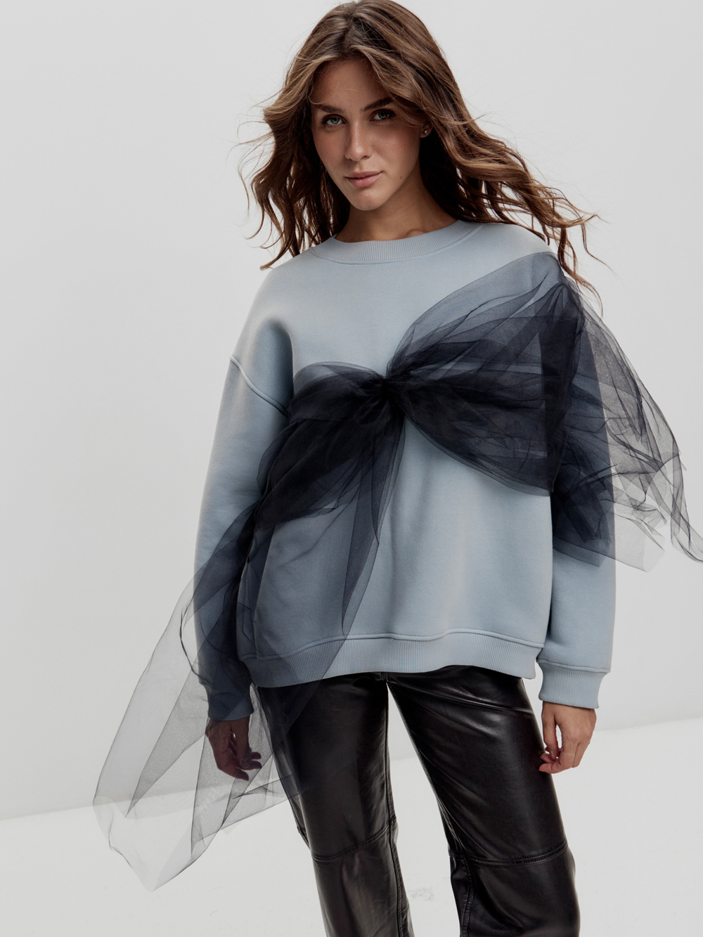 Свитшот oversize с лифом из сетки