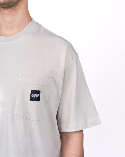 Футболка UNIFORM Everyday Pocket (бежевый)
