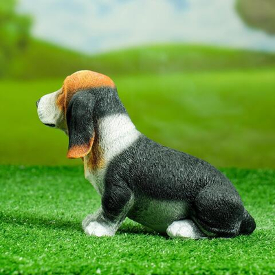 Садовая фигура Щенок бассет хаунда (Цвет: не задано)