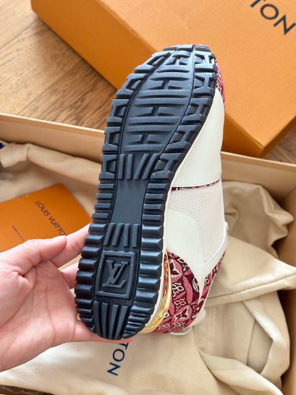 Louis Vuitton Run Away Trainer