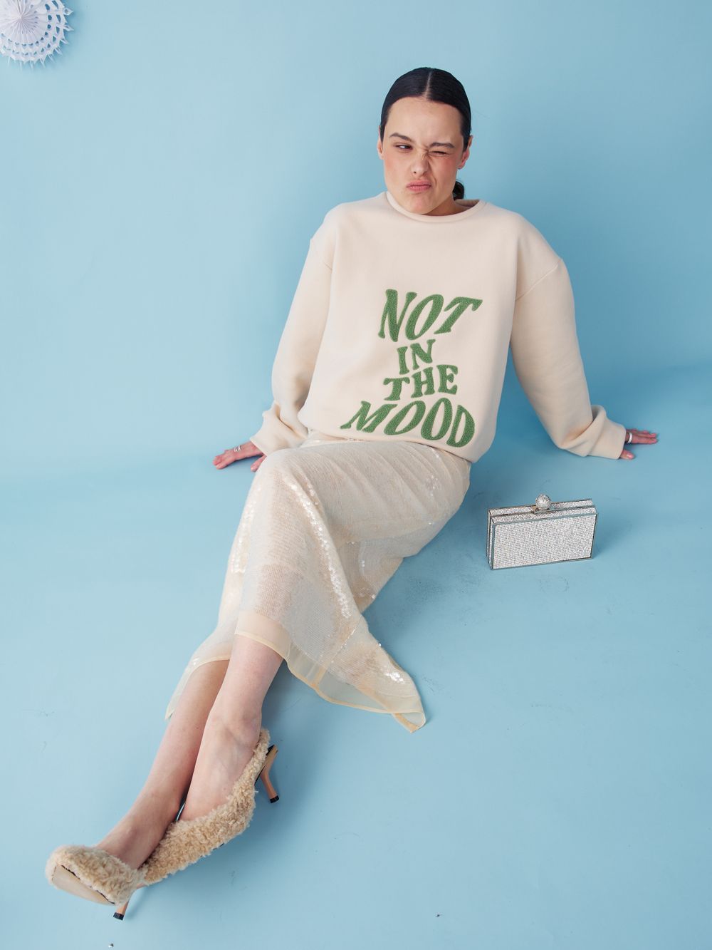 СВИТШОТ NOT IN THE MOOD PASTEL BEIGE