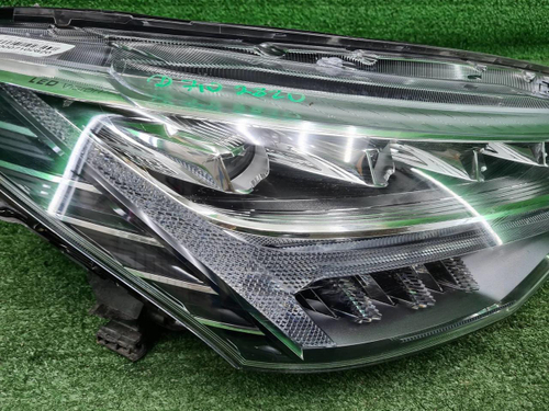 Битая Фара правая Haval Jolion (2021-н.в.) LED