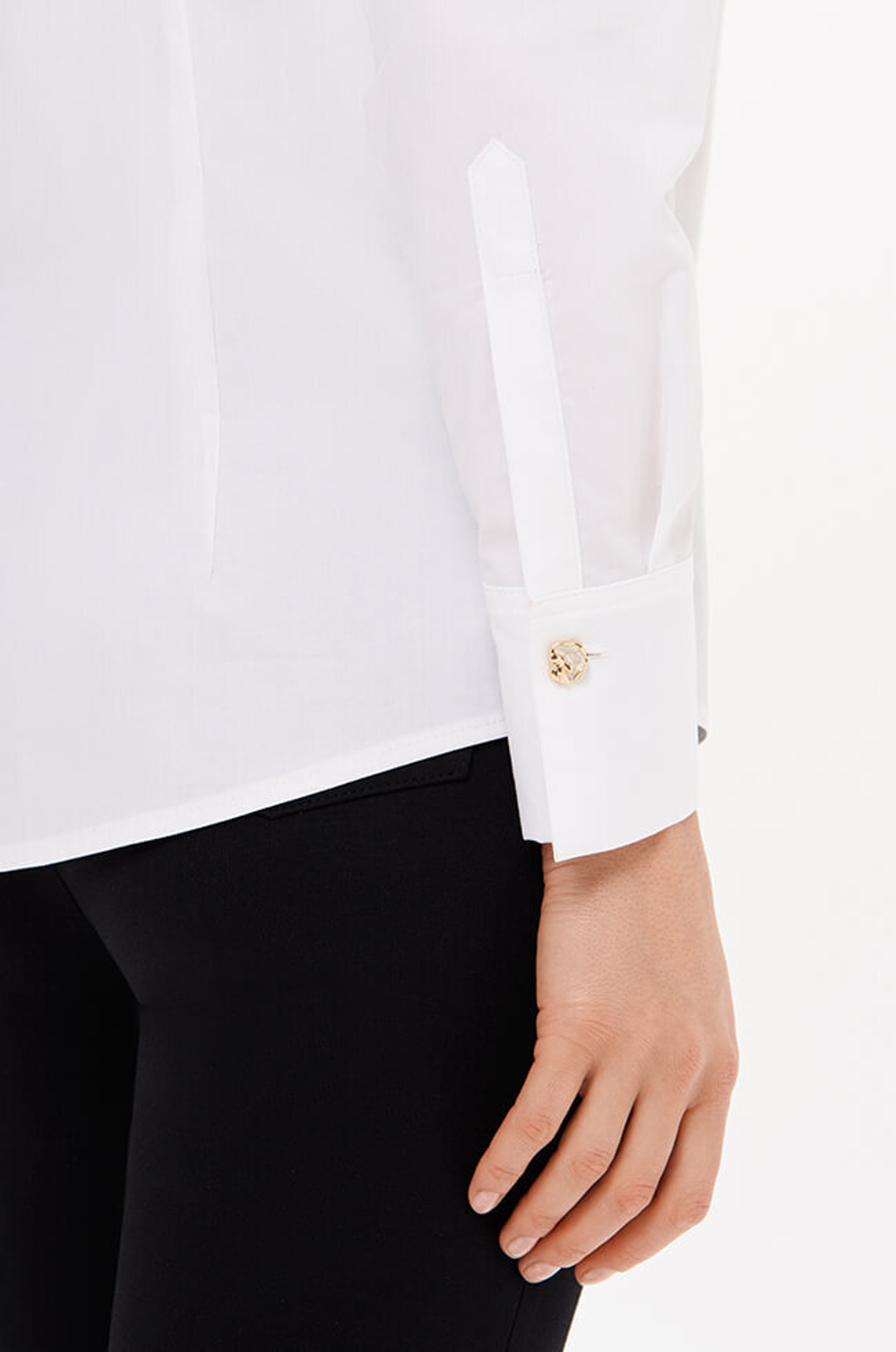 23368 Блузка женская (молочный)