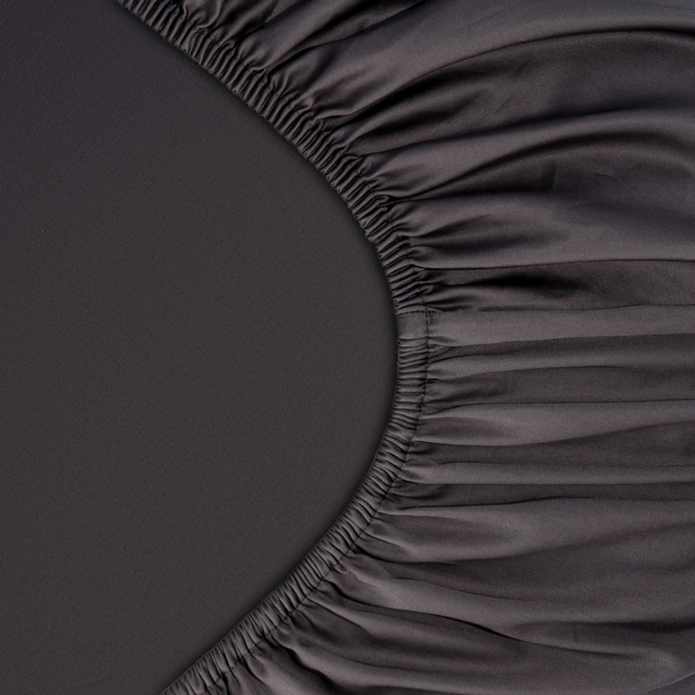 Простыня на резинке из премиального сатина темно-серого цвета из коллекции essential, 200х200х30 см