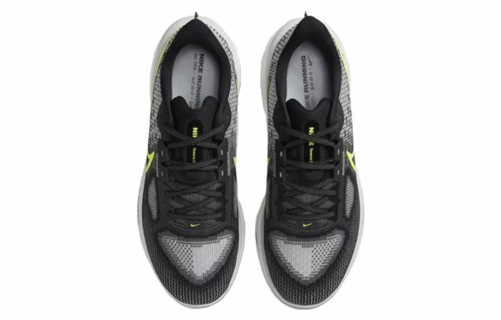 Кроссовки Nike Air Zoom Vomero 17