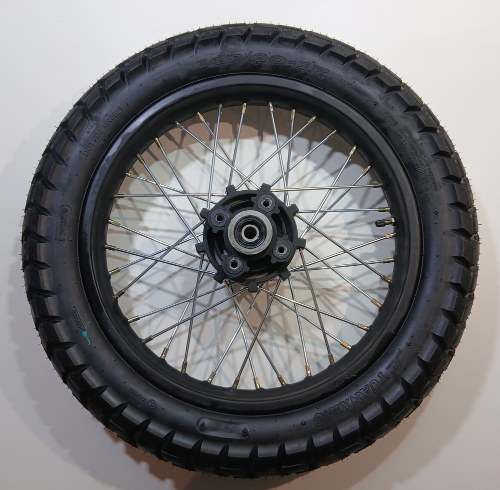 Колесо заднее в сборе 110/90-17 под ось Ф15мм Мотоцикл Ataki Carrera 300