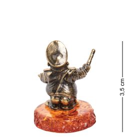 Народные промыслы AM- 244 Фигурка «Гаишник» (латунь, янтарь)