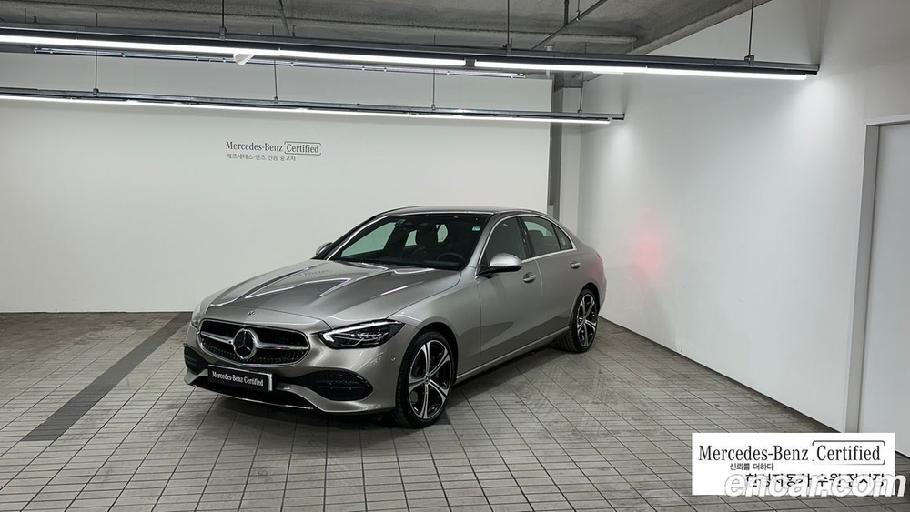 Mercedes-Benz C-Class W206 C300 4MATIC Avangarde (09.2023)