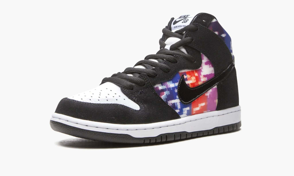 Nike Dunk High "TV Signal"