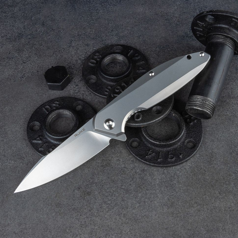 Нож туристический Ruike P128-SB черный