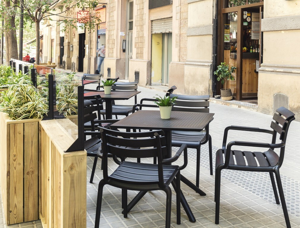 Стол пластиковый Sky Table 70