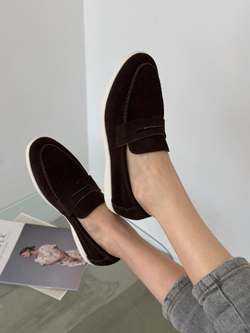 Лоферы из натуральной замши