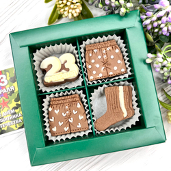 Шоколадный набор "23 февраля: носки и трусы": 4 конфеты ручной работы