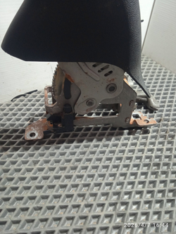 Рычаг стояночного тормоза Шкода Октавия А5 1.4 BUD Б/У