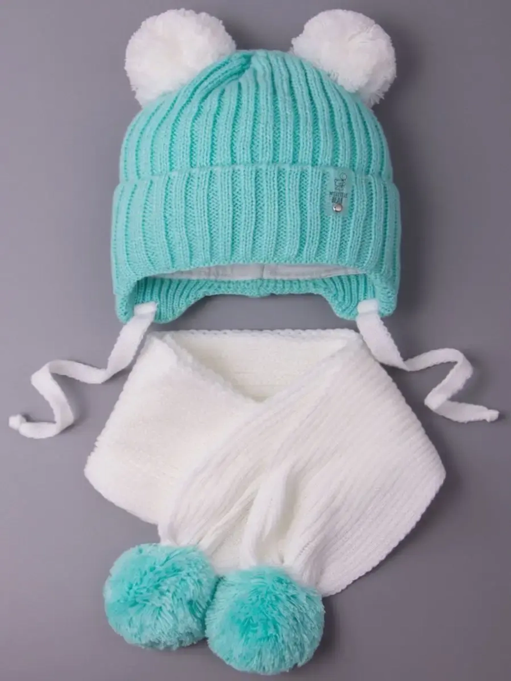 Шапка для девочки осенняя и шарф с ушками