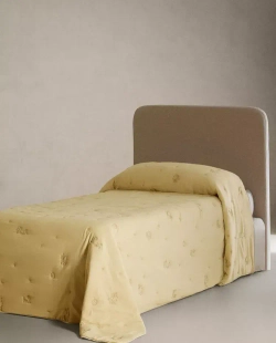 ZARA HOME ДЕТСКОЕ ОДЕЯЛО TOY STORY ©DISNEY, ЖЕЛТЫЙ