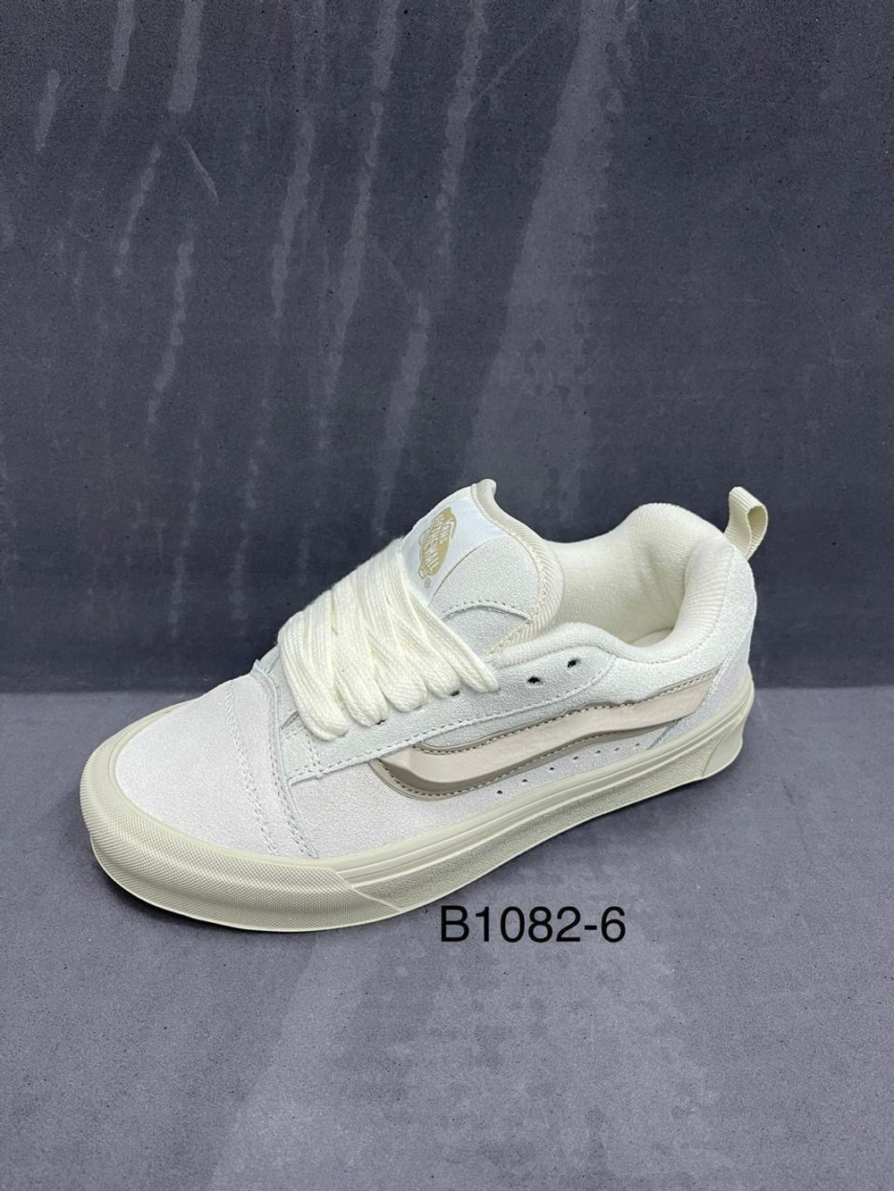 Кроссовки по 8 пар (36-41)р. / B1082/6