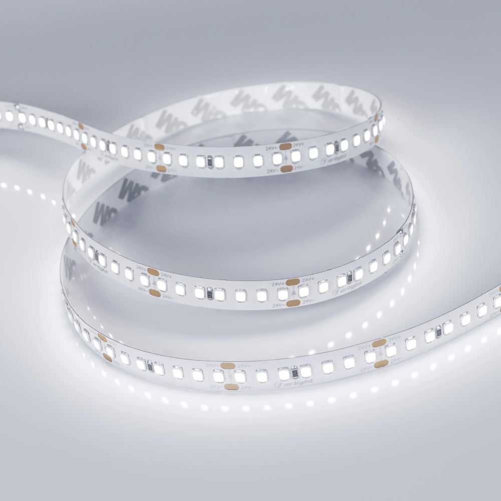 Светодиодная лента RT 2-5000 24V White6000 3x (2835, 840 LED, LUX) (Arlight, 17 Вт/м, IP20) 019093(B)