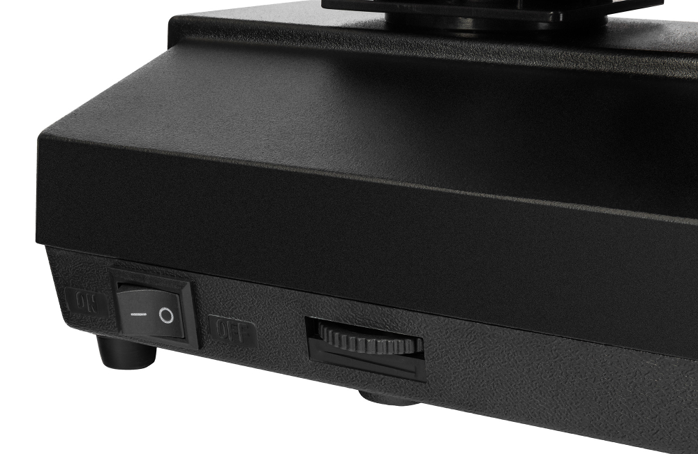 Микроскоп Levenhuk 890T, тринокулярный