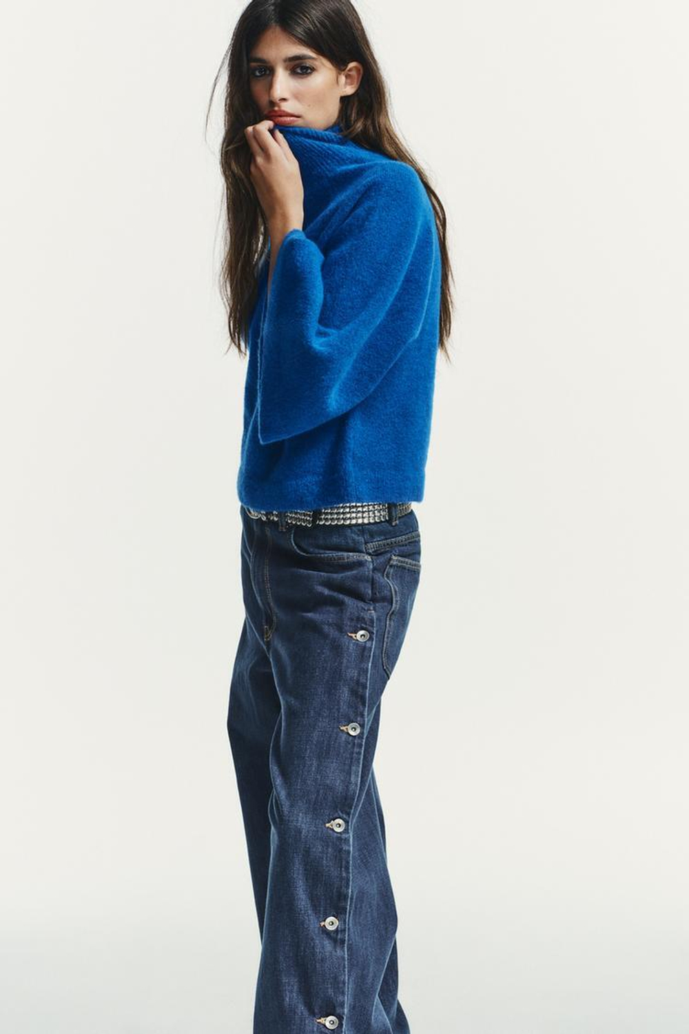 ZARA ДЖЕМПЕР ВЯЗАНЫЙ С ШИРОКИМИ РУКАВАМИ, ЯРКО-СИНИЙ
