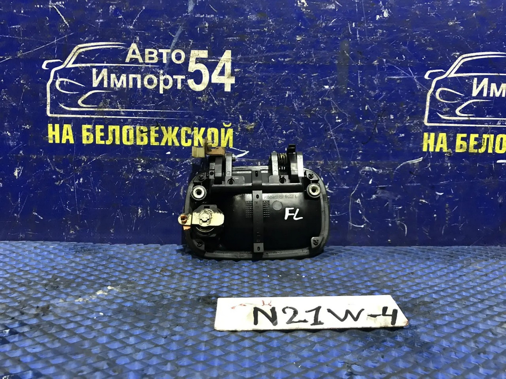 Ручка двери передней левой внешняя MITSUBISHI RVR 1995