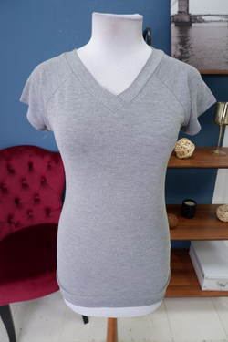 Футболка трикотажная 46 размер