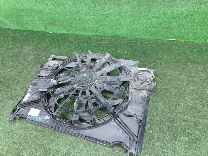 Диффузор с вентилятором Jaguar F-PACE (2016-н.в.)