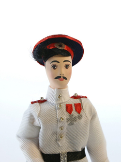 Кукла фарфоровая Донской казак