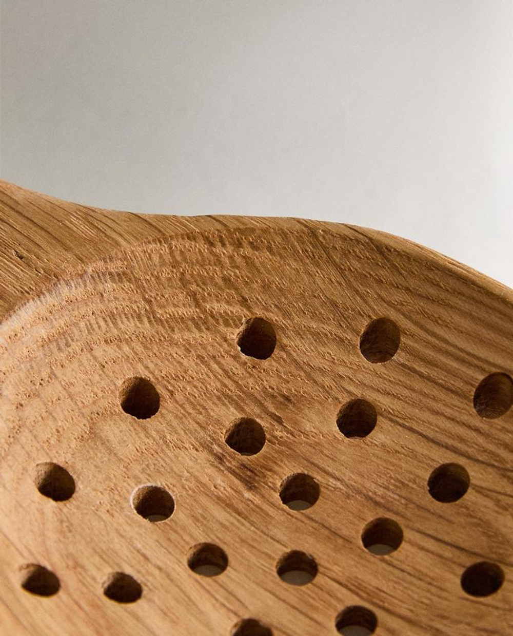 ZARA HOME ШУМОВКА ИЗ ДУБА, КОРИЧНЕВЫЙ