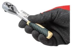 Трещотка RF-80222W реверсивная с резиновой ручкой 1/4"(L-150мм, 45зуб.) ROCKFORCE