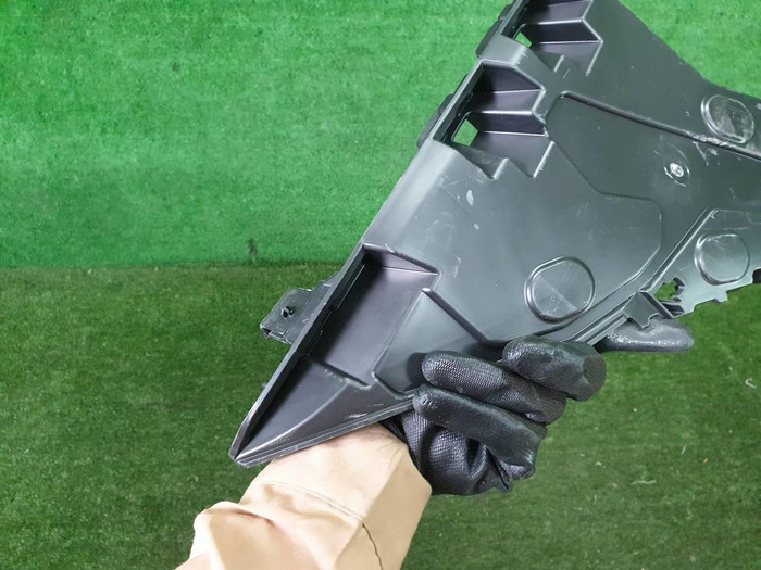 Кронштейн крыла передний левый BMW X5 F15 (2013-2018)