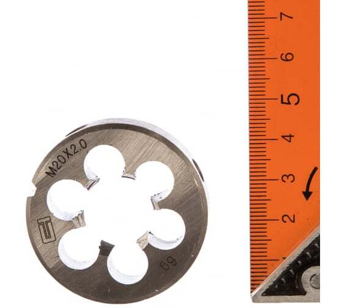 ПЛАШКА СИБРТЕХ М20Х2,0ММ 77056