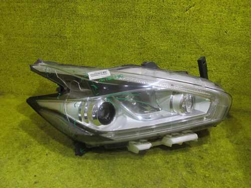 Битая Фара правая Nissan Murano Z52 (14-22) LED