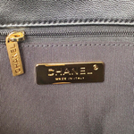 Chanel 19 26 cm