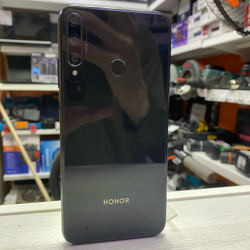 Смартфон HONOR 8C 3/32GB