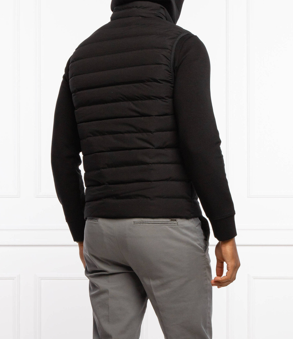 Пуховая безрукавка Emporio Armani - черный(8N1BQ1 1NLRZ)