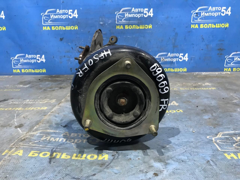 Ступица передняя правая NISSAN CIMA 2001-2010
