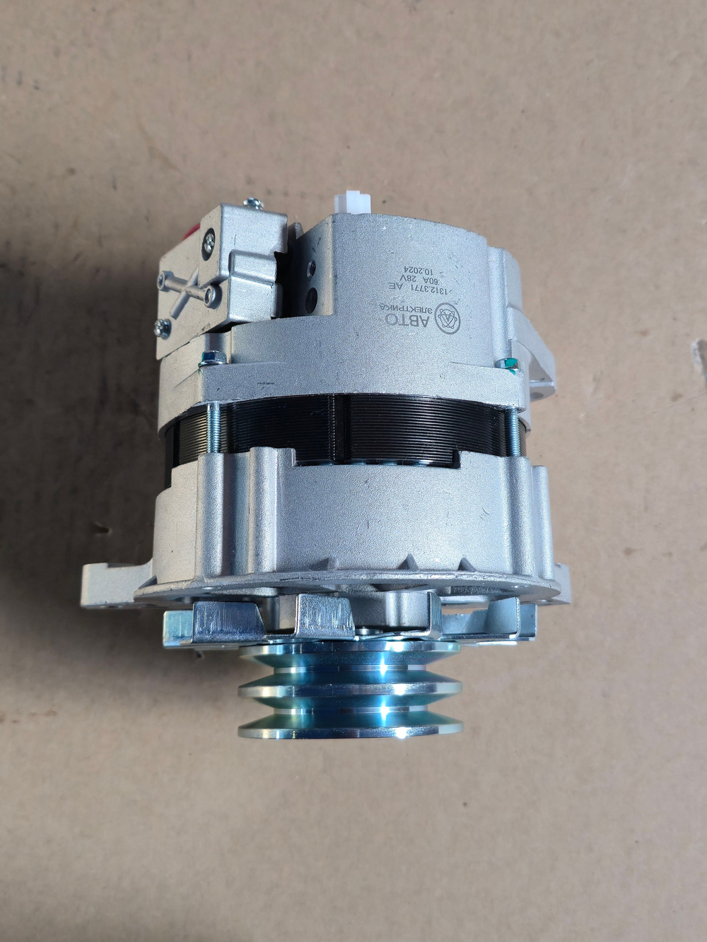 Генератор Камаз, Маз дв.ЯМЗ-236, 238, Камаз-740 28В 60А Автоэлектрика