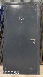 Дверь Металлическая Б/У 2050(в) x 980(ш)