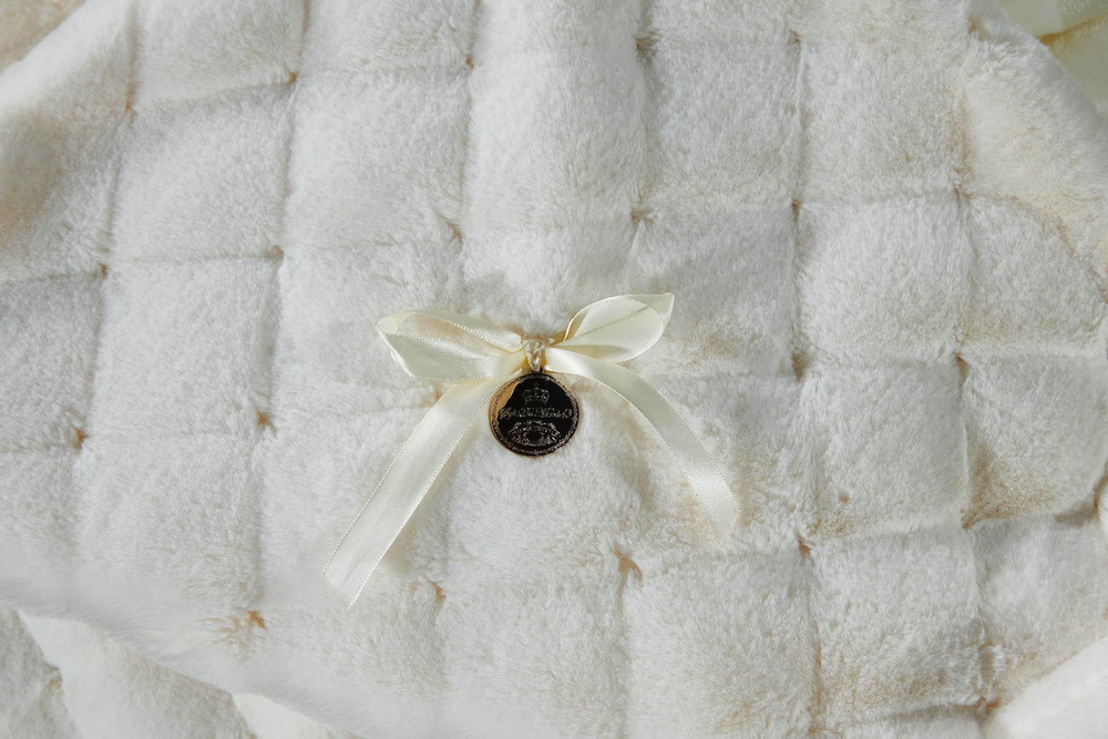 Плед 220x240 Sofi De MarkO Бернард молочный