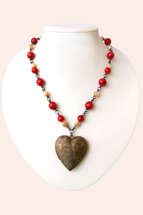 бусы из коралла и перламутра Верность