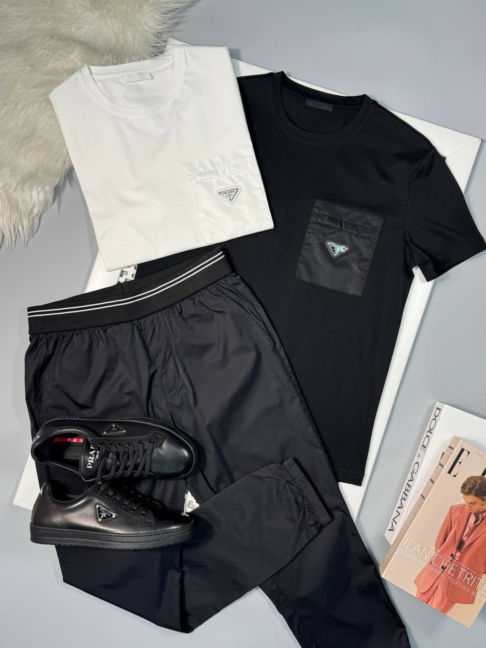 Комплект повседневной одежды Prada