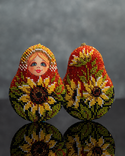 Матрешка с подсолнухами