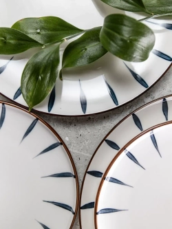 Тарелка без ботиков, Лепесток, диаметр 25,5 см