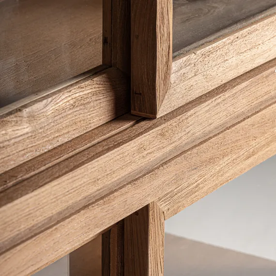 Витрина BROICH