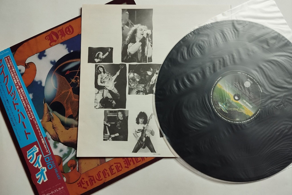 Винтажная виниловая пластинка LP Dio Sacred Heart (Japan 1985) (Obi)