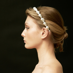 Ободок тонкий с жемчугом борокко