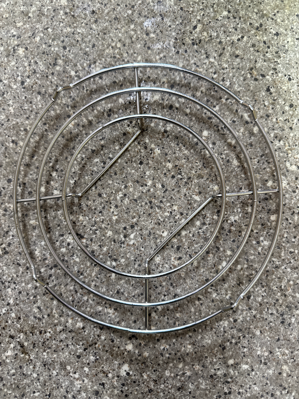 Подставка металлическая под горячее ST-551