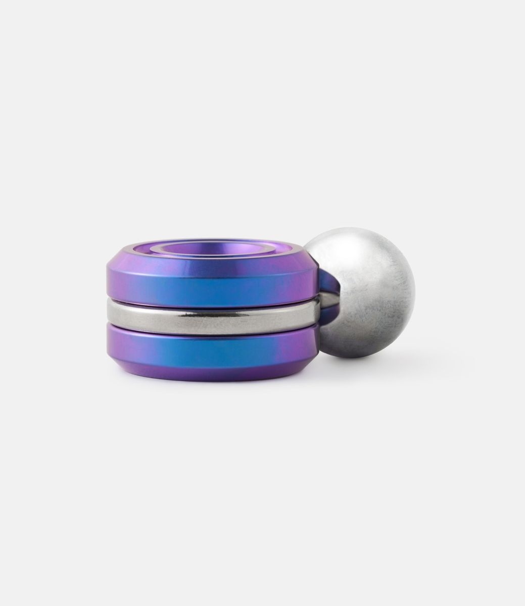 TEC The Original Orbiter Magnetic Magenta — игрушка-антистресс из титана