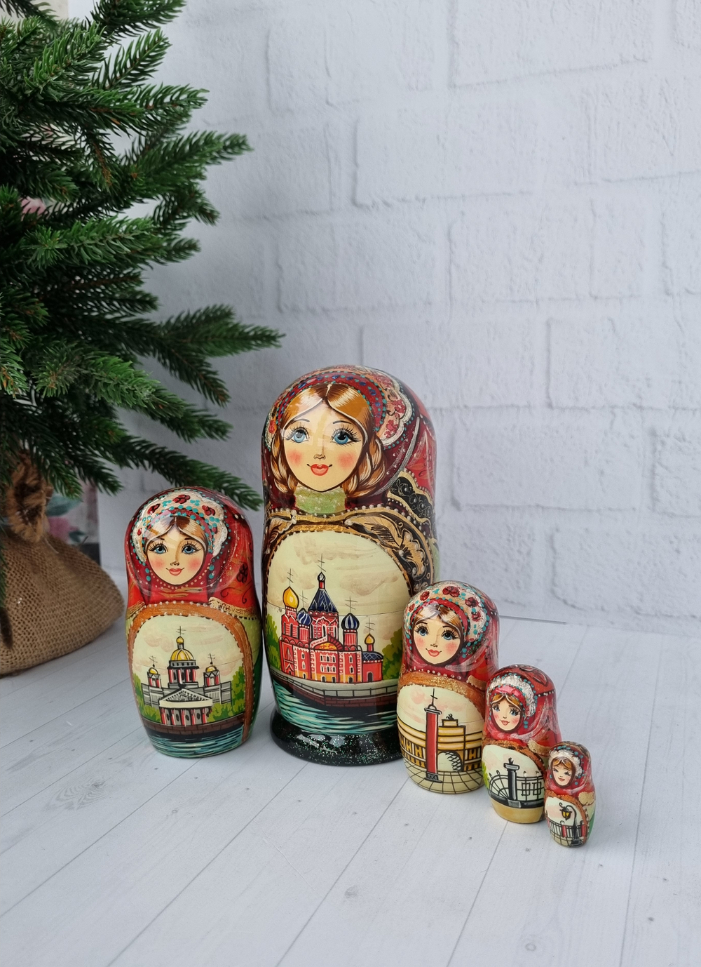 Матрешка "Виды города" 5 мест 15см
